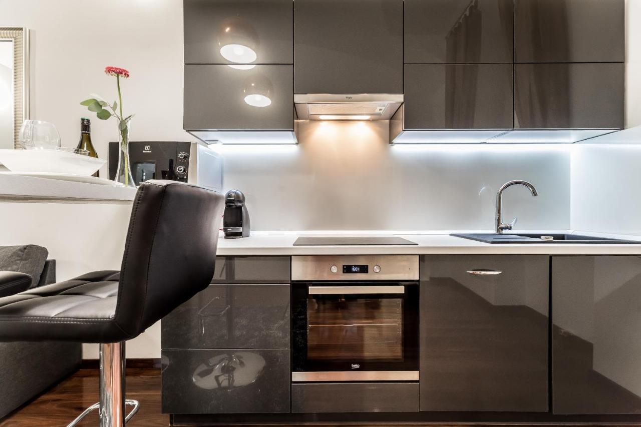 Centrum Lovely At The Opera Building Apartment Budapest